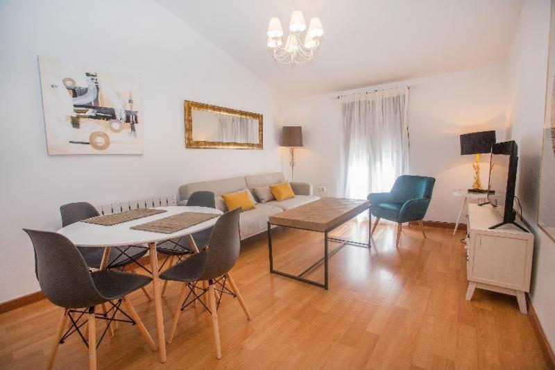 Apartamentos Soho Boutique Plaza Mayor Caces Δωμάτιο φωτογραφία