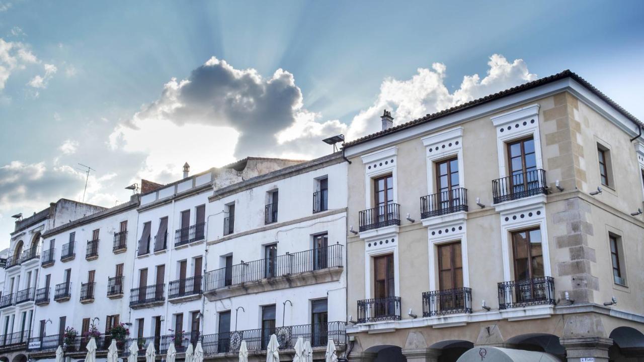 Apartamentos Soho Boutique Plaza Mayor Caces Εξωτερικό φωτογραφία